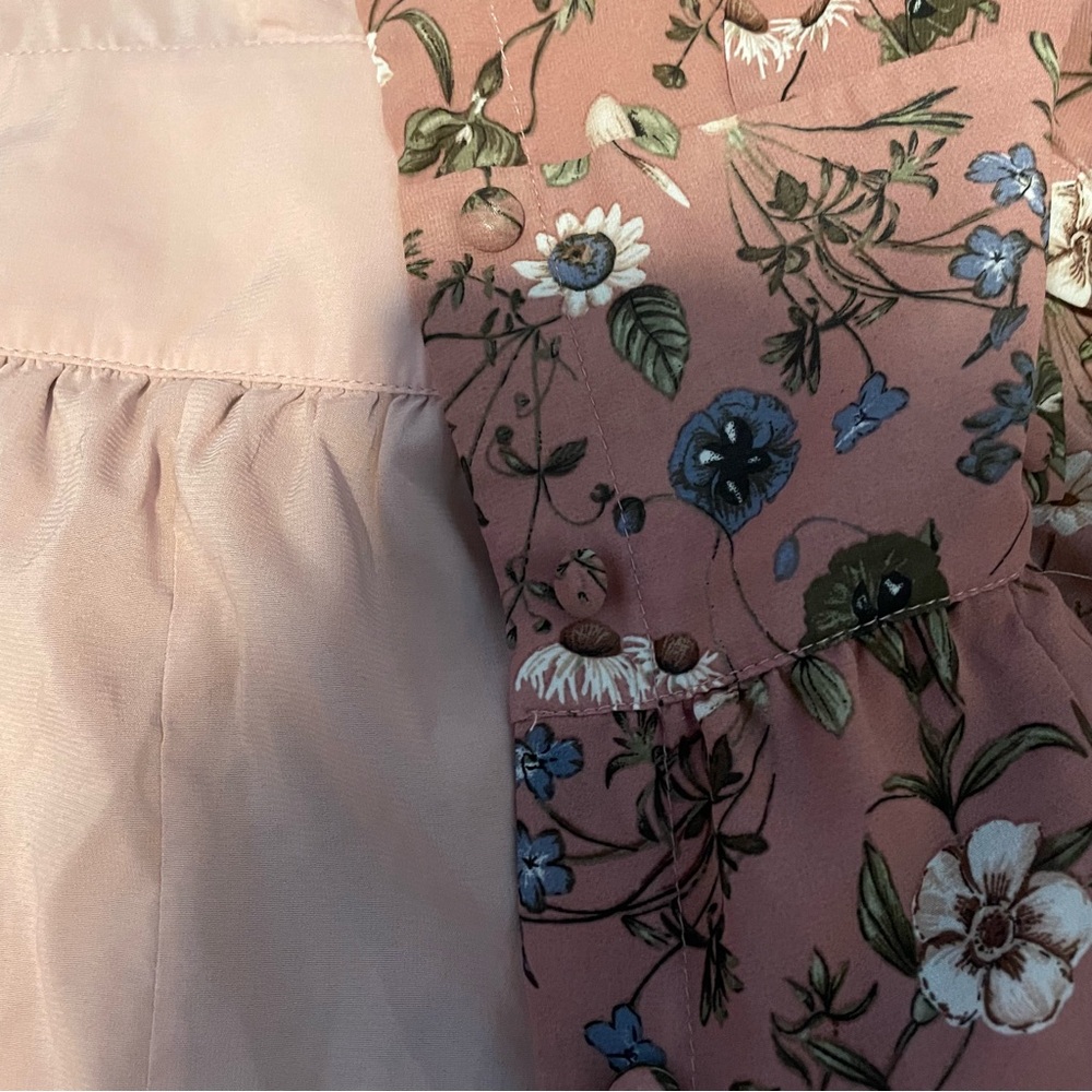 Rihoas Pink and multi-coloured floral cover up with a flattering fit - Picture 5 of 8